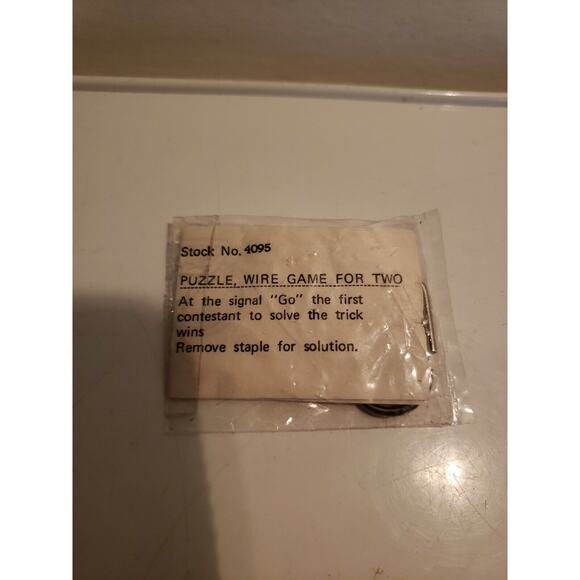 Fun For Everyone Magic Tricks - Wire Puzzle Game Contest - Hong Kong - Picture 3 of 7